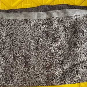 Paisley Patterned pashmina